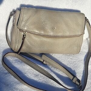Kate Spade Minka Lt.Gray Pebbled Leather Crossbody Sling Bag Flap Zipper Closure